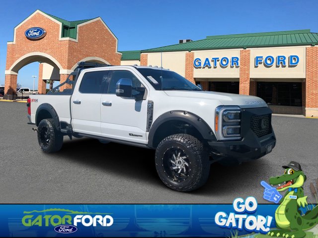 2023 Ford Super Duty F-350 SRW LARIAT