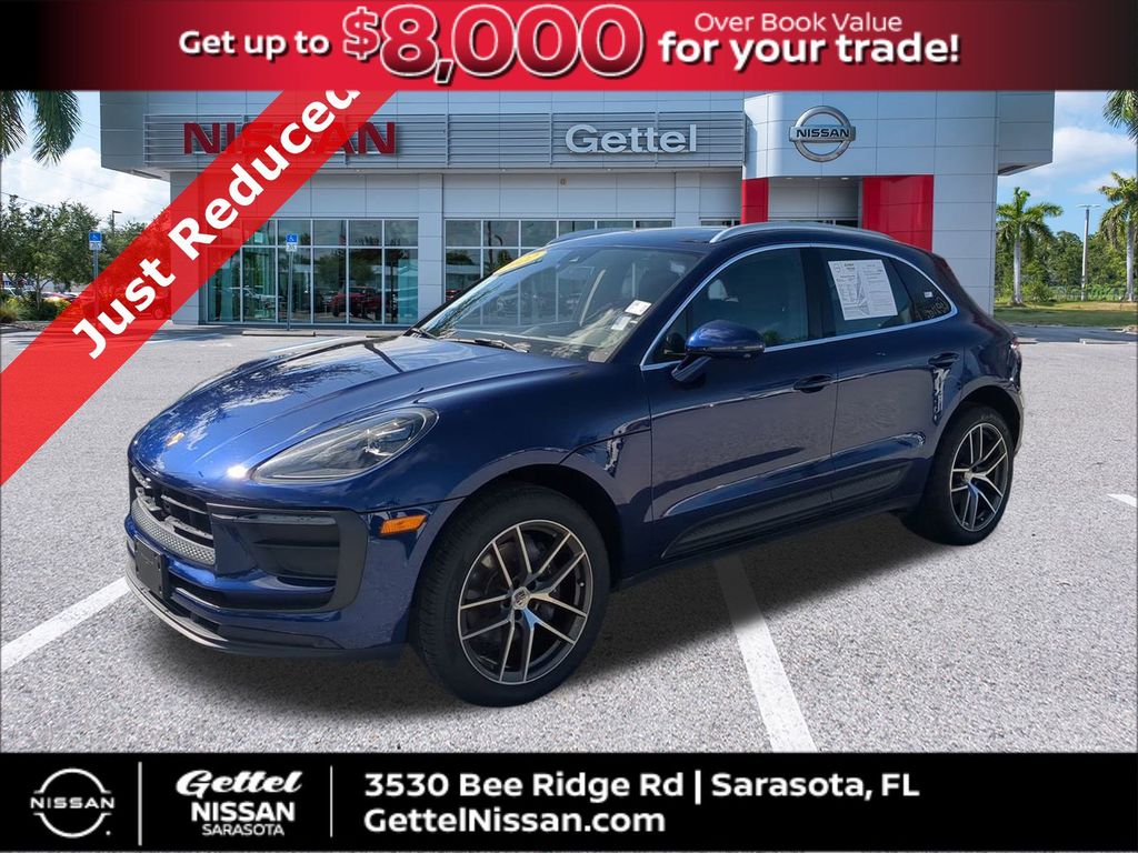 2022 Porsche Macan