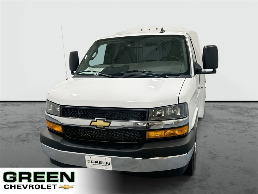 2025 Chevrolet Express Commercial Cutaway