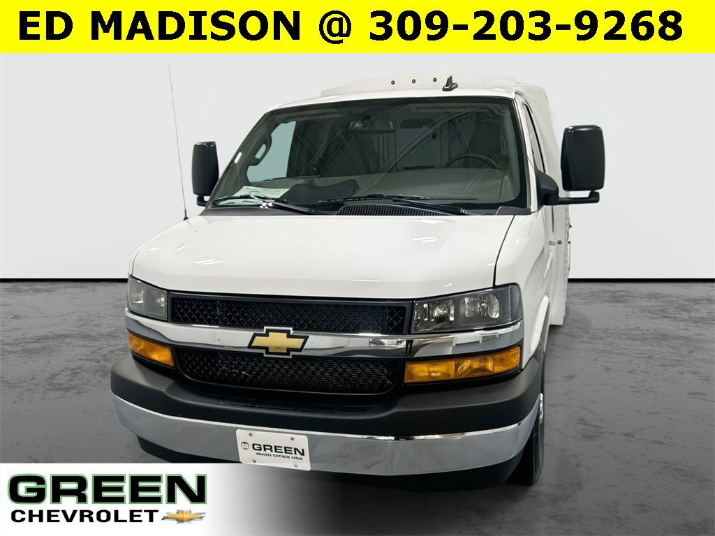 2025 Chevrolet Express Commercial Cutaway