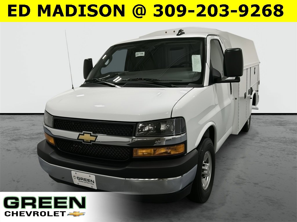 2025 Chevrolet Express Commercial Cutaway