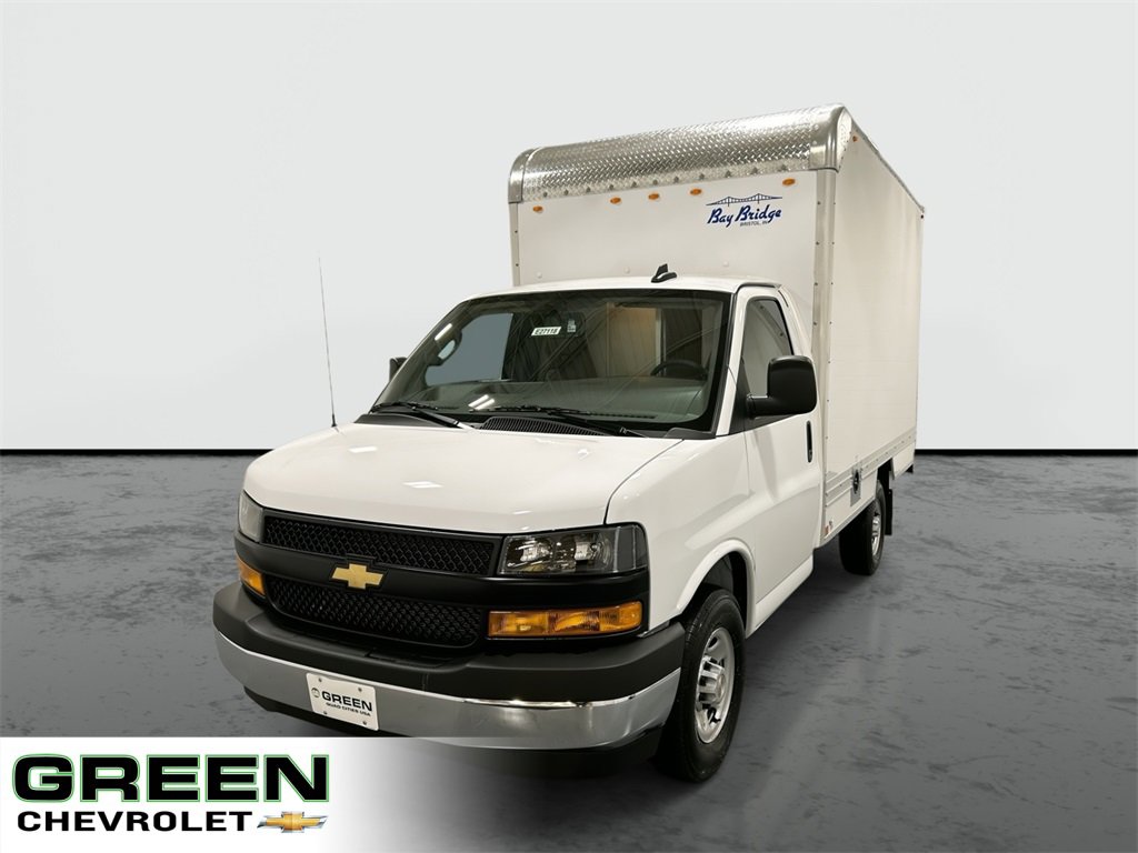 2025 Chevrolet Express Commercial Cutaway