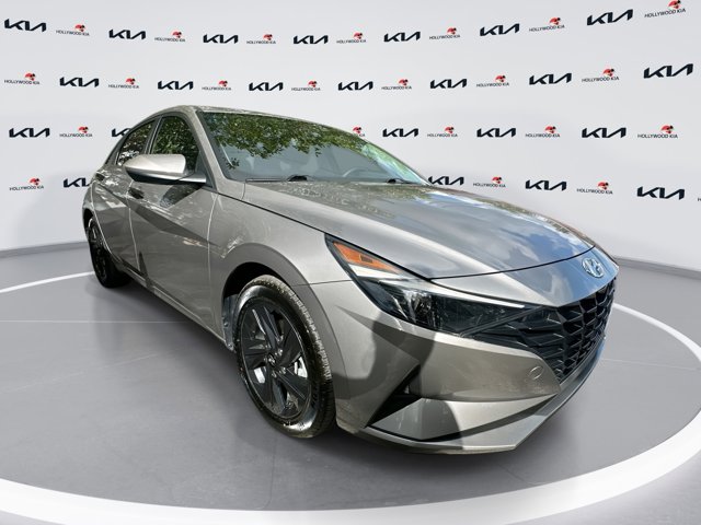 2022 Hyundai Elantra