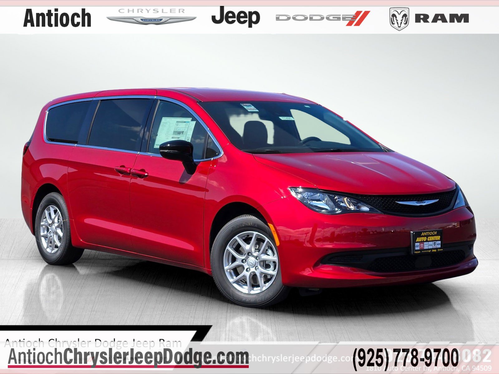 2026 Chrysler Voyager