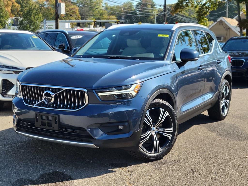 2020 Volvo XC40