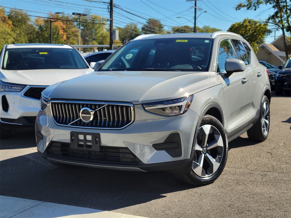 2024 Volvo XC40