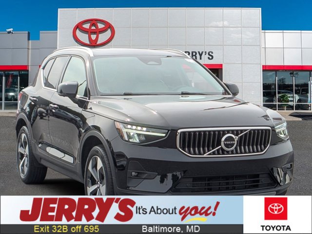 2023 Volvo XC40