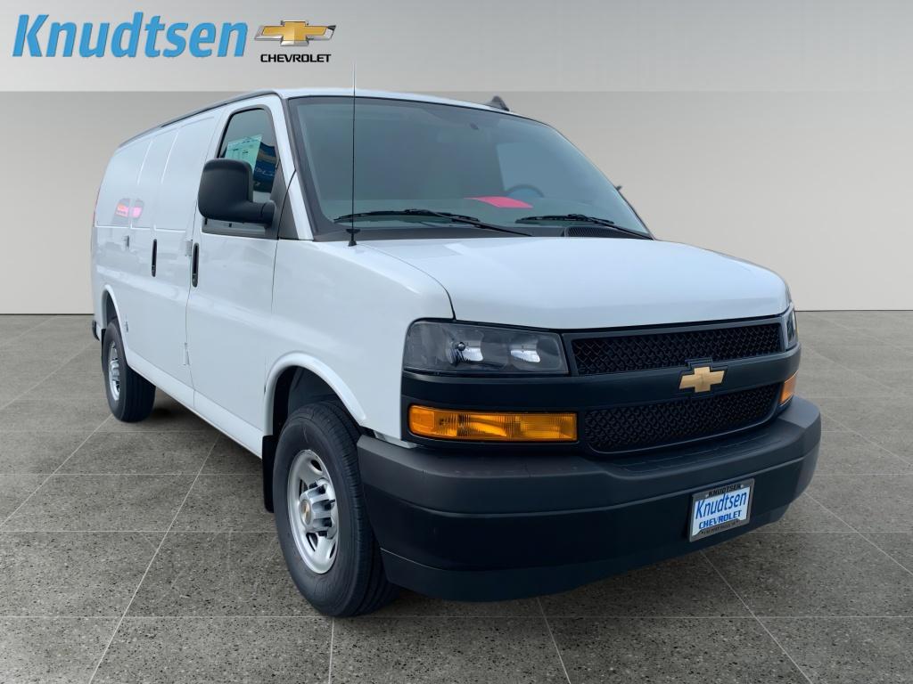 2025 Chevrolet Express Cargo Van