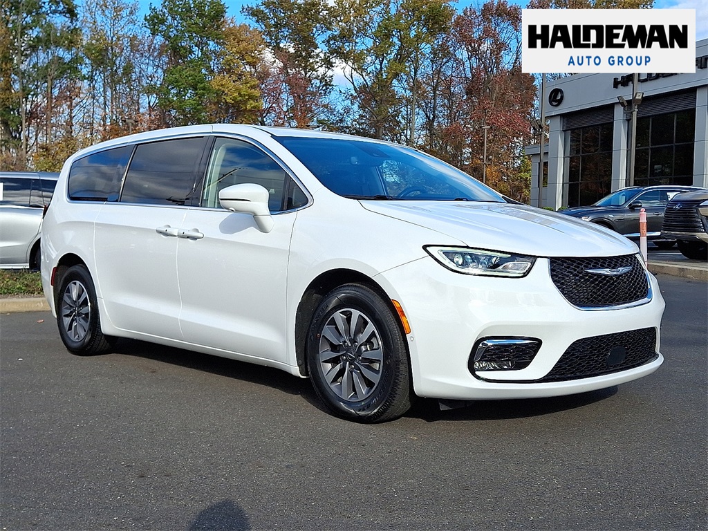2022 Chrysler Pacifica