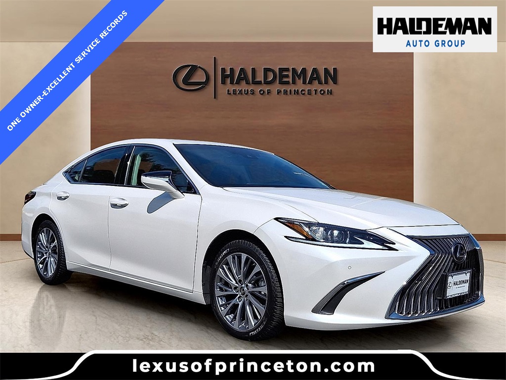 2019 Lexus ES