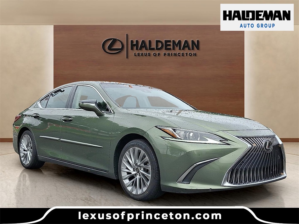 2019 Lexus ES
