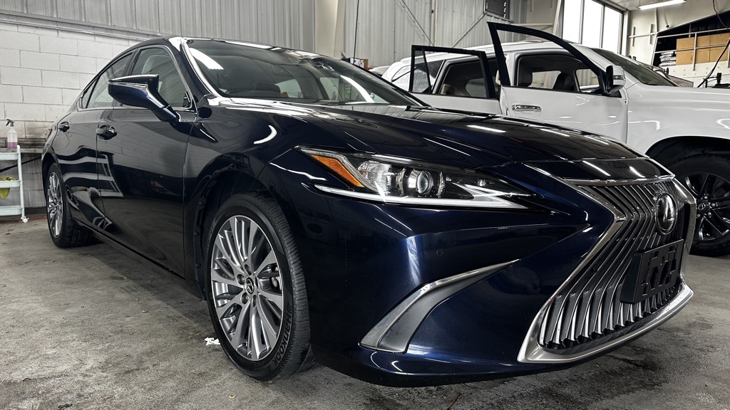 2020 Lexus ES