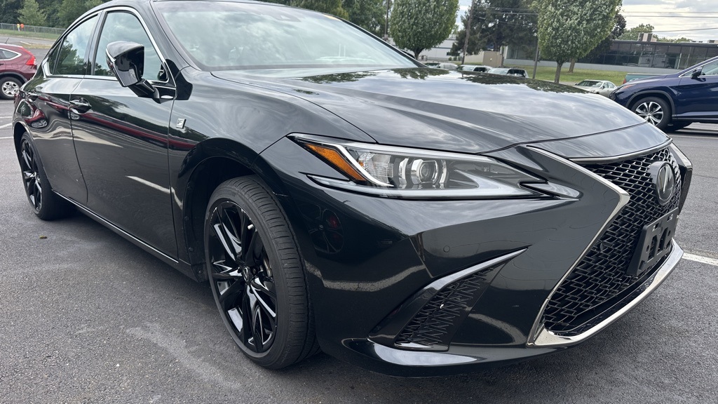 2022 Lexus ES