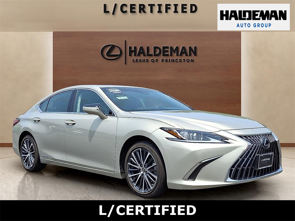 2022 Lexus ES