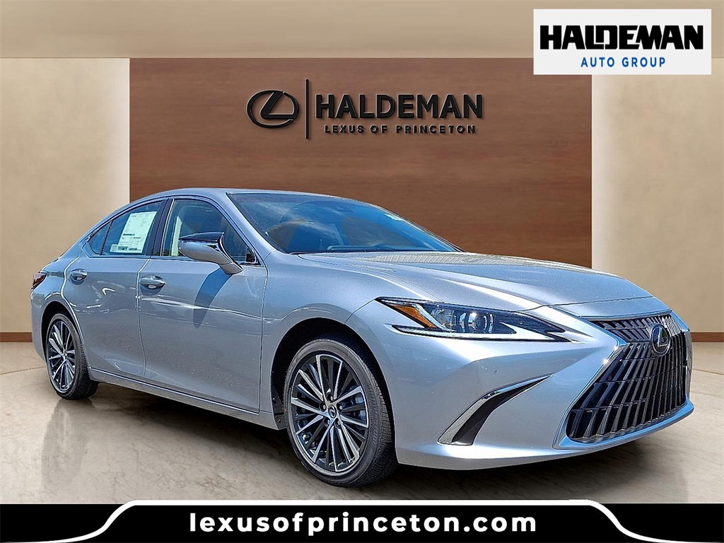 2025 Lexus ES