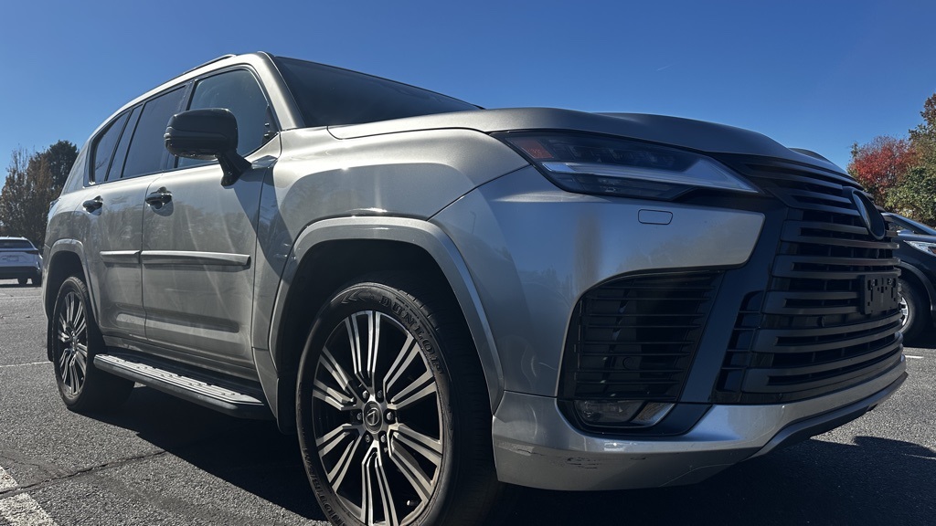 2023 Lexus LX