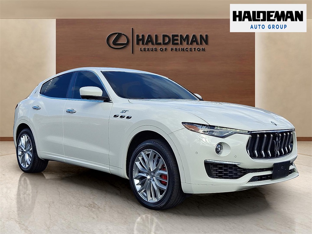 2022 Maserati Levante