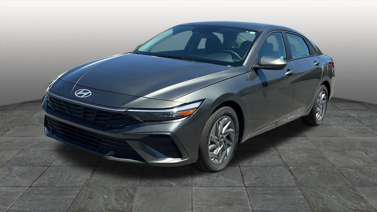 2024 Hyundai Elantra