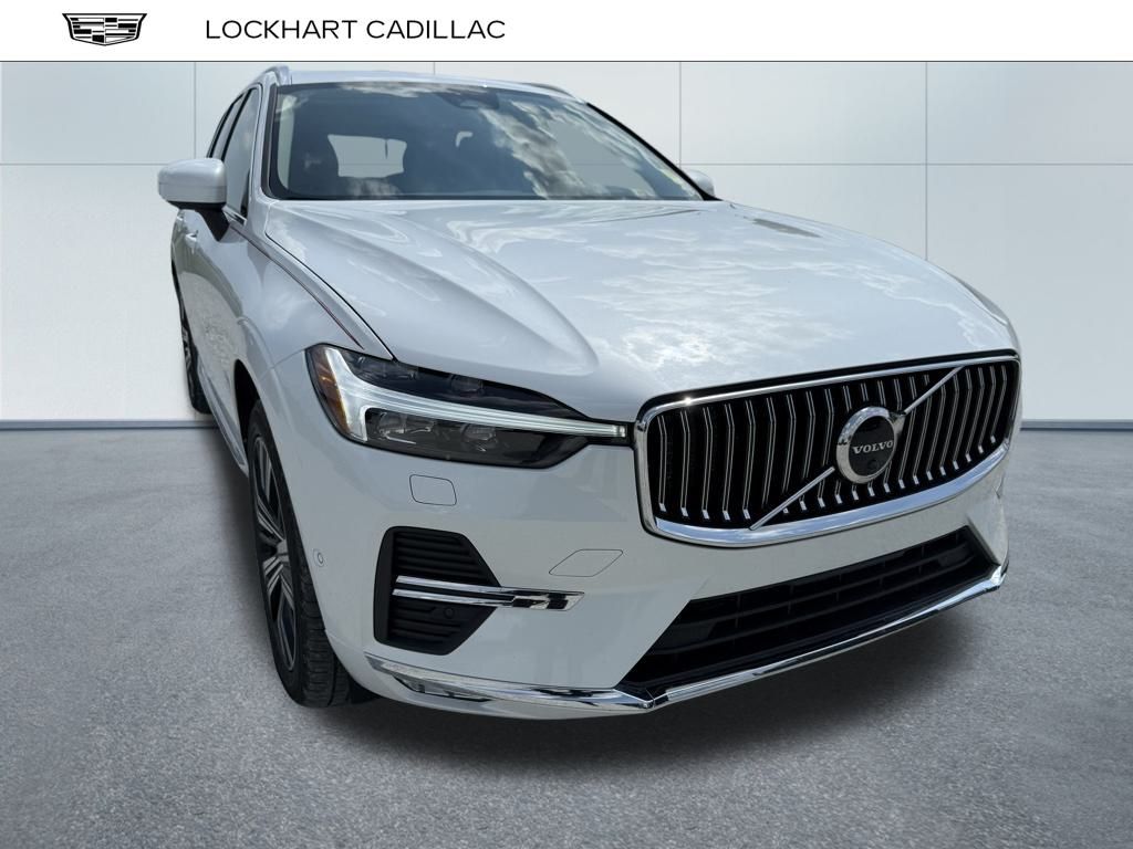 2022 Volvo XC60 B6 Inscription