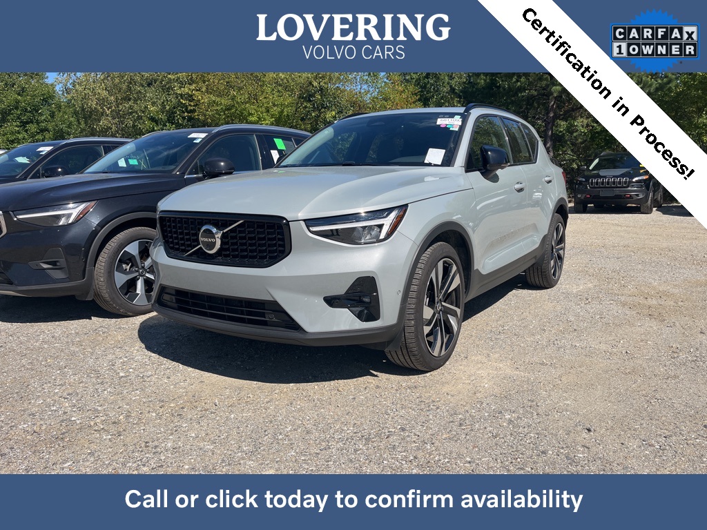2025 Volvo XC40