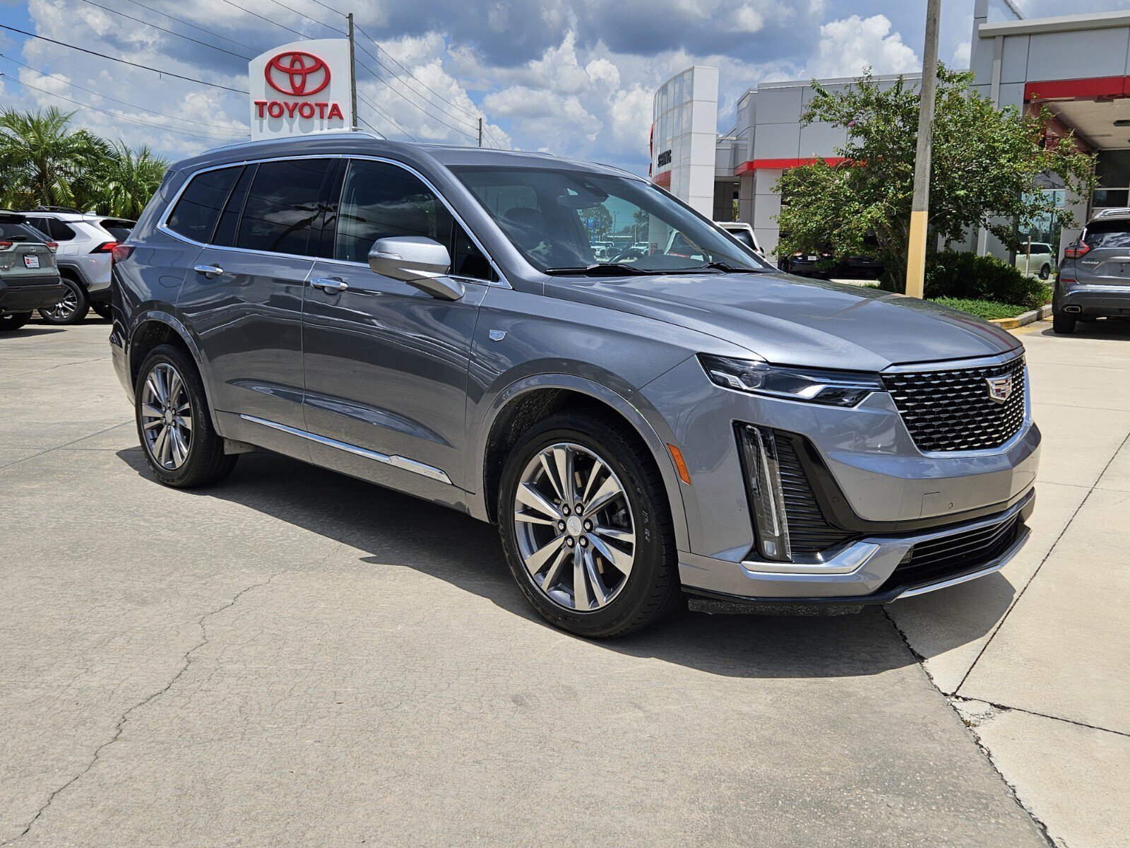 2022 Cadillac XT6