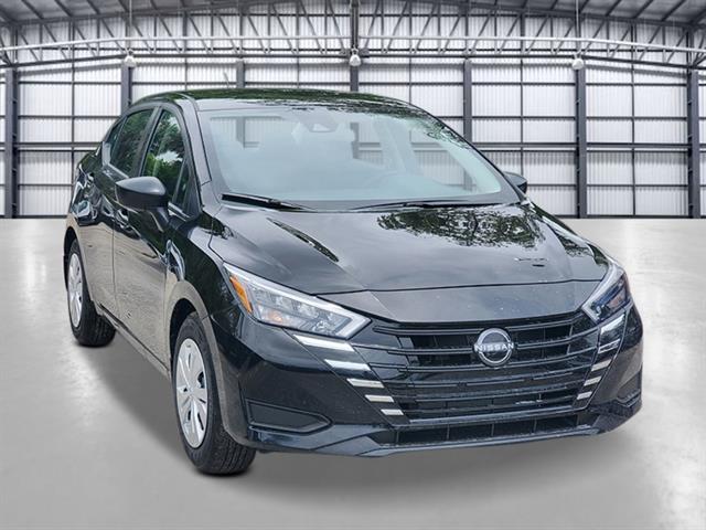 2025 Nissan Versa