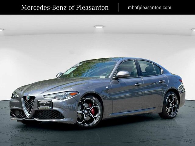 2022 Alfa Romeo Giulia