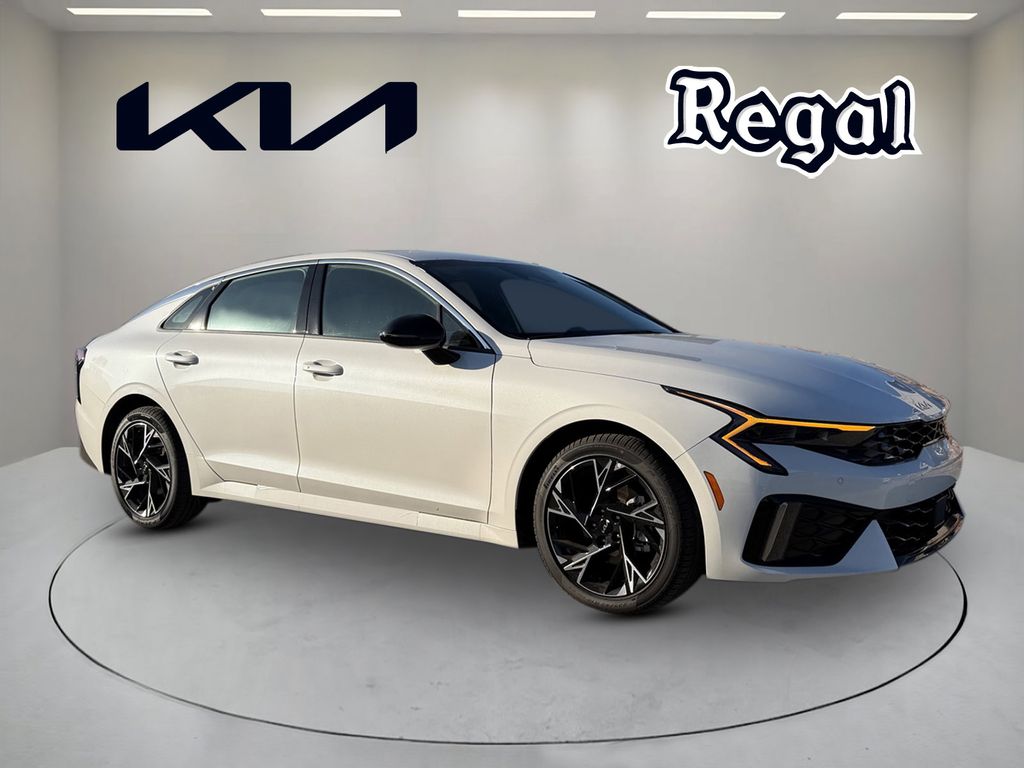 2025 Kia K5