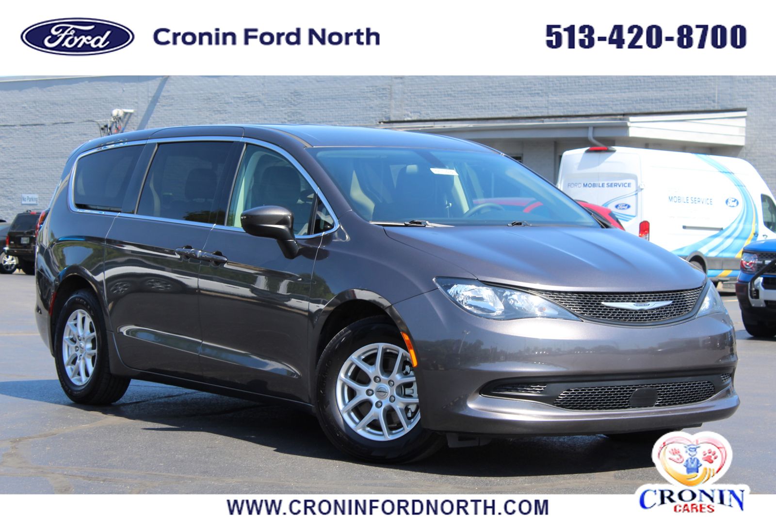 2022 Chrysler Voyager