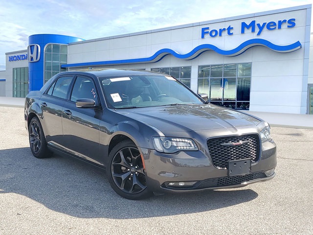 2023 Chrysler 300