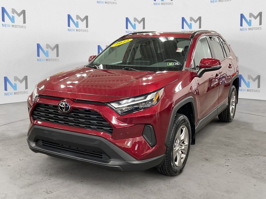 2022 Toyota RAV4 XLE