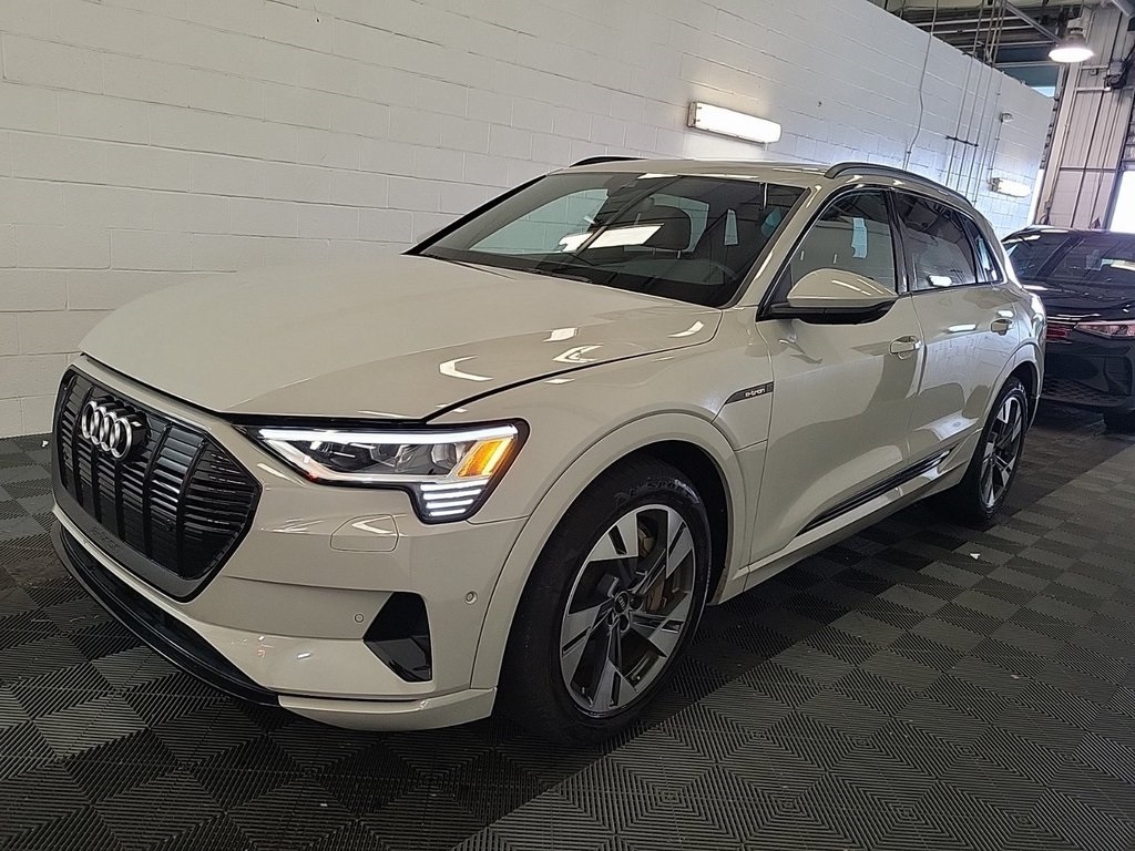 2022 Audi E-tron