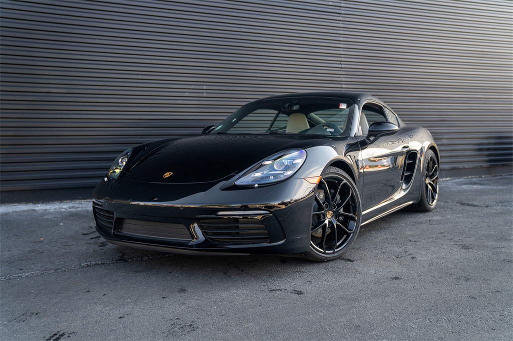 2024 Porsche 718 Cayman