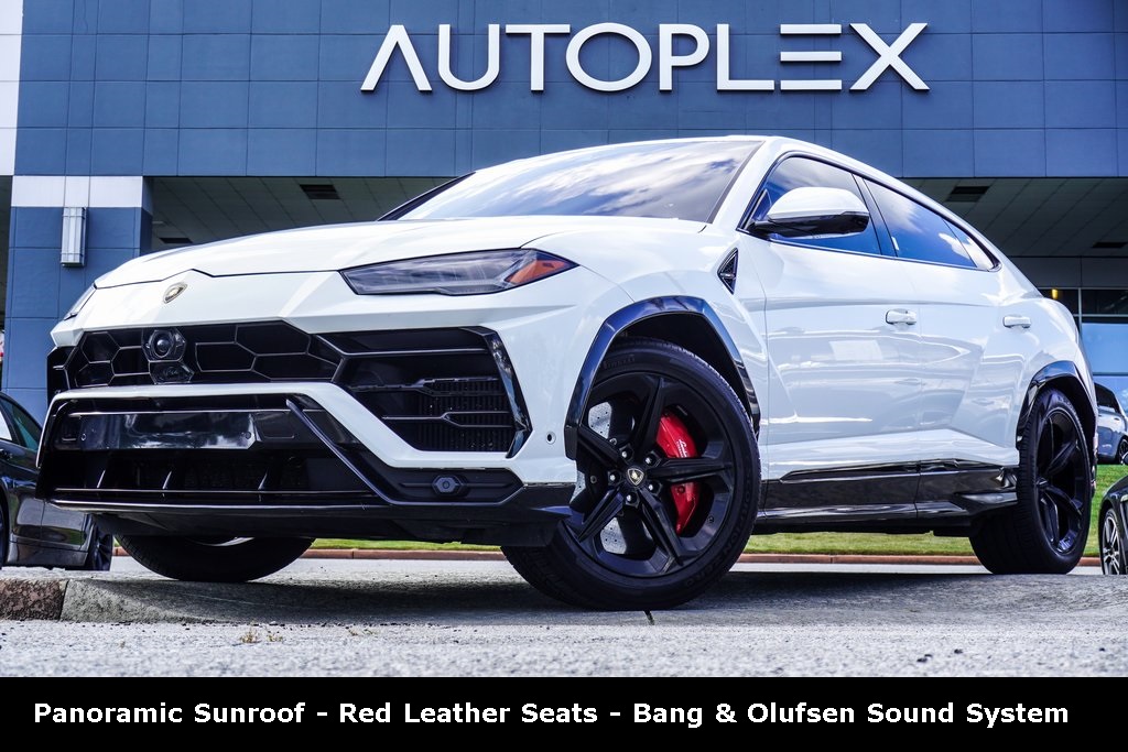 2020 Lamborghini URUS