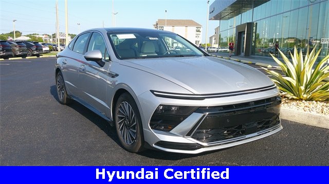2025 Hyundai Sonata Hybrid