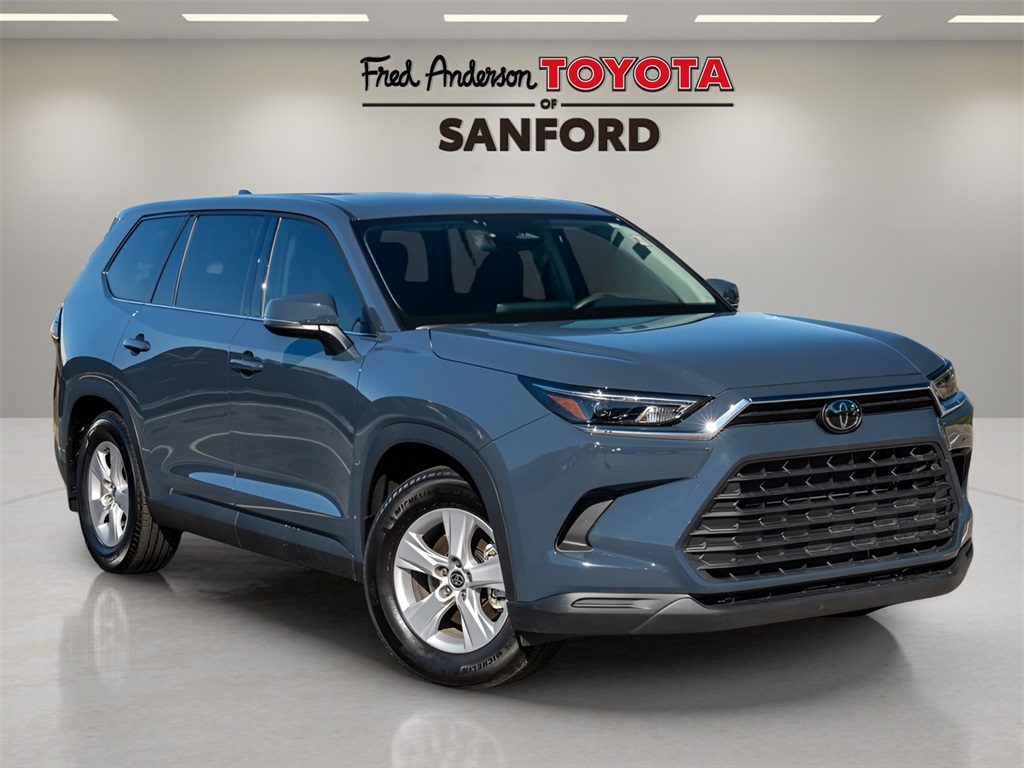2025 Toyota Grand Highlander LE