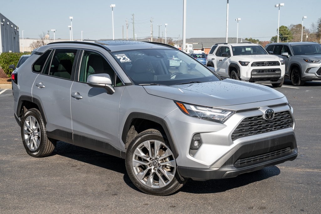 2023 Toyota RAV4 XLE Premium