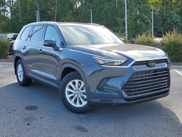 Photo of a 2025 Toyota Grand Highlander XLE for sale