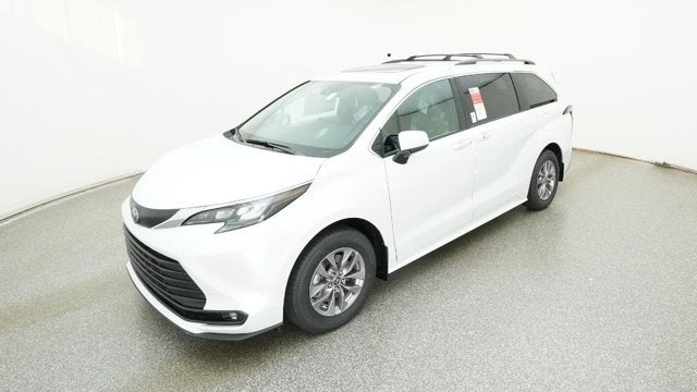 Photo of a 2025 Toyota Sienna XLE for sale
