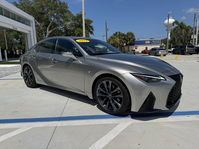 2022 Lexus IS