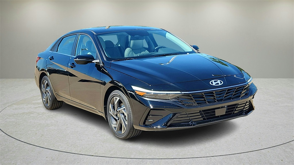 2025 Hyundai Elantra Hybrid