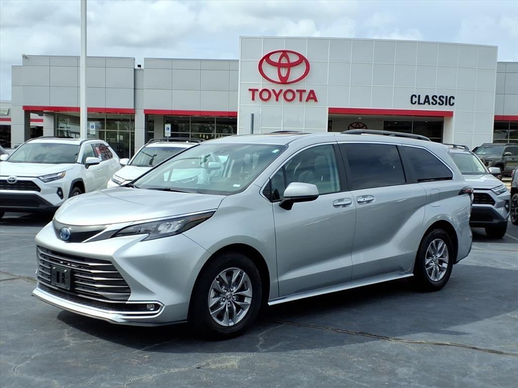 2024 Toyota Sienna