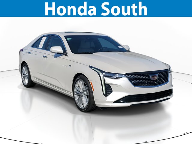 2022 Cadillac CT4
