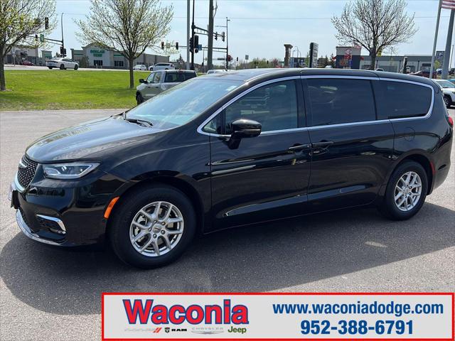2025 Chrysler Pacifica