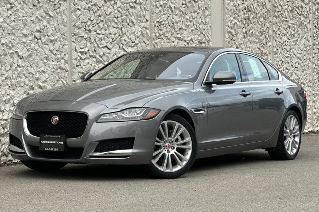 2020 Jaguar XF