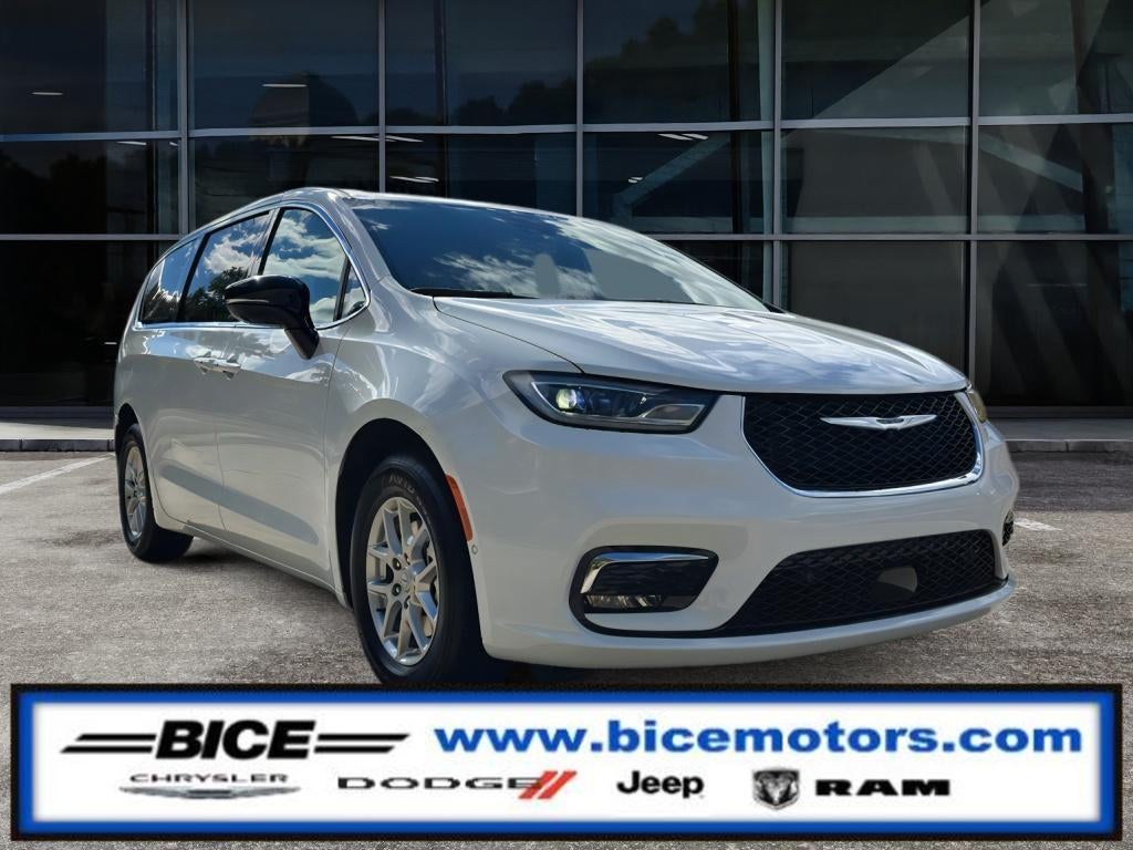 2026 Chrysler Pacifica