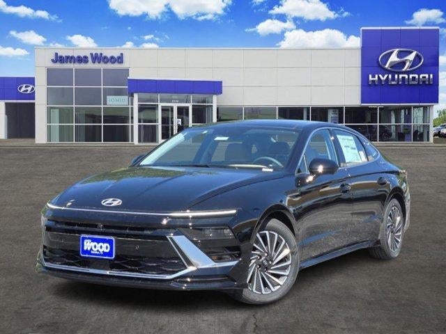 2025 Hyundai Sonata Hybrid