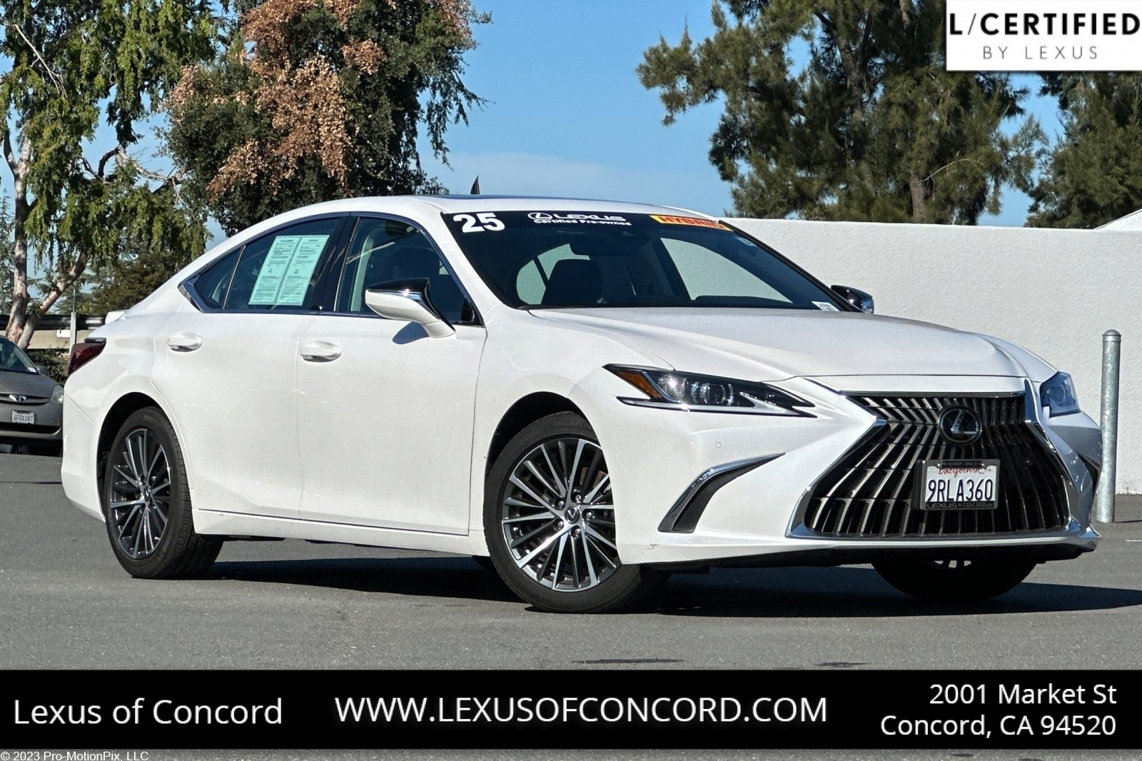 2025 Lexus ES