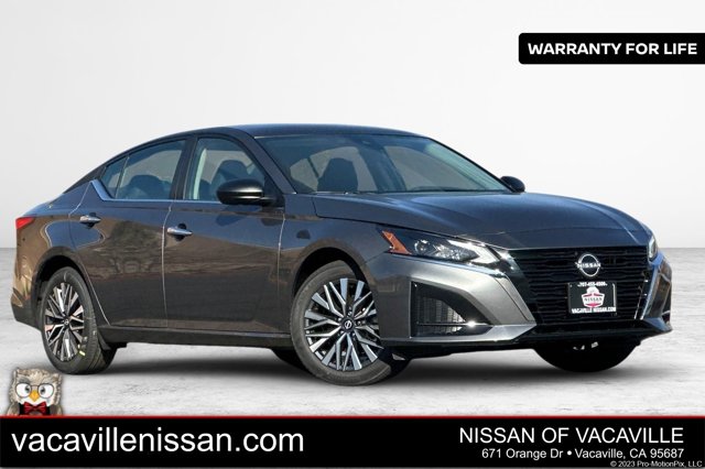 2025 Nissan Altima