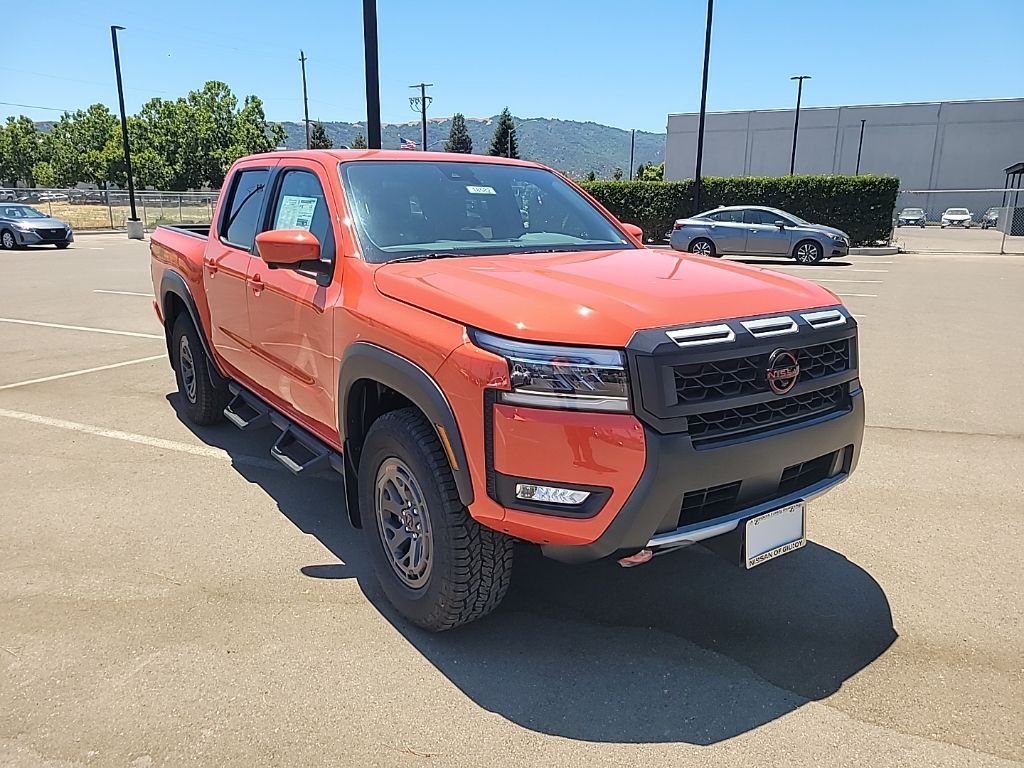 2025 Nissan Frontier